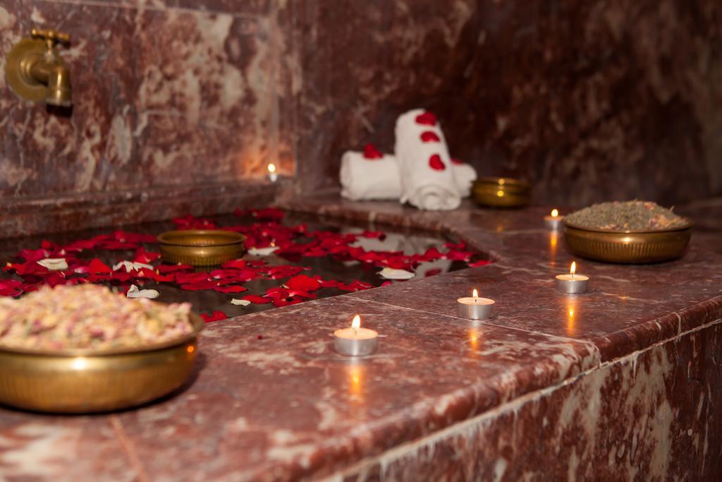 Kenzi Club Agdal Medina - All Inclusive Lahebichate Esterno foto A hammam in Istanbul