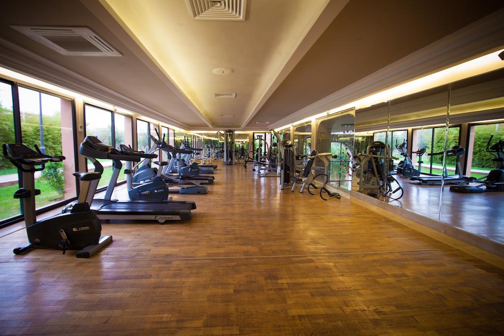 Kenzi Club Agdal Medina - All Inclusive Lahebichate Esterno foto The gym at the hotel